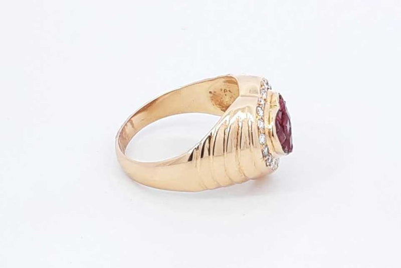 Ruby & Diamond Heart Shape Ring In 18k Yellow Gold 7.1 Grams Size 7 Eb1025wrxdu