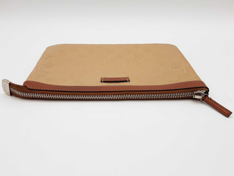 Gucci 282071 Tan Gg Nylon Pouch Do0525rxde