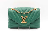 Louis Vuitton New Wave Chain Bag In Emerald Green Leather Fw0825lorxdu