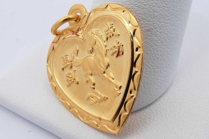 22k Yellow Gold Chinese Horse Zodiac Heart Shaped Pendant 4.4 Grams Eb1024orxsa