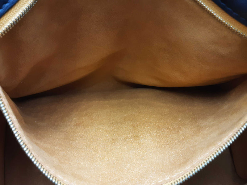 Louis Vuitton Black Calfskin Leather On My Side Mm Tote Bag Sd0825ozcrsa
