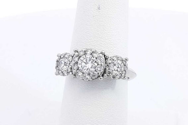 Approx. 1.1ctw Diamond Ring In Platinum 7.5 Grams Size 7 Eb1124iorsa