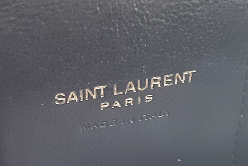 Yves Saint Laurent Quilted Black Leather Gaby Mini Vanity Case Eb1225exzde