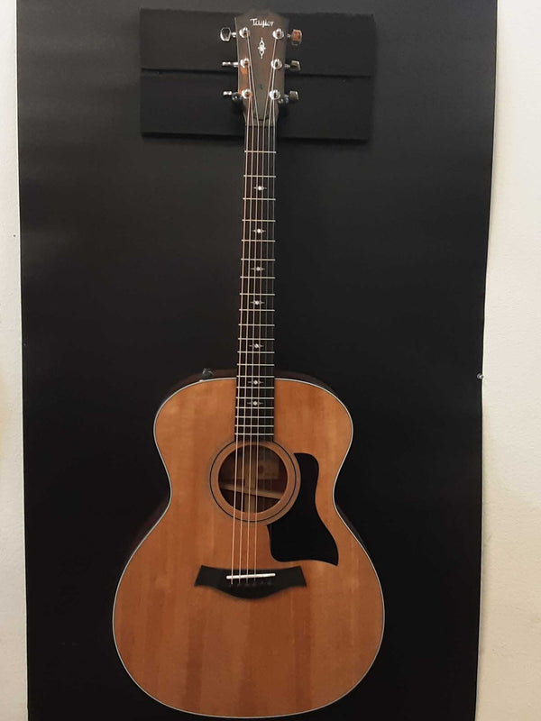 Taylor Grand Auditorium 314 E Acoustic / Electric Guitar Eb0724ixzsa