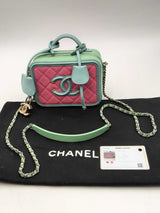 Chanel Pink, Green & Blue Caviar Quilted Cc Filigree Vanity Case Eb0125lixzsa