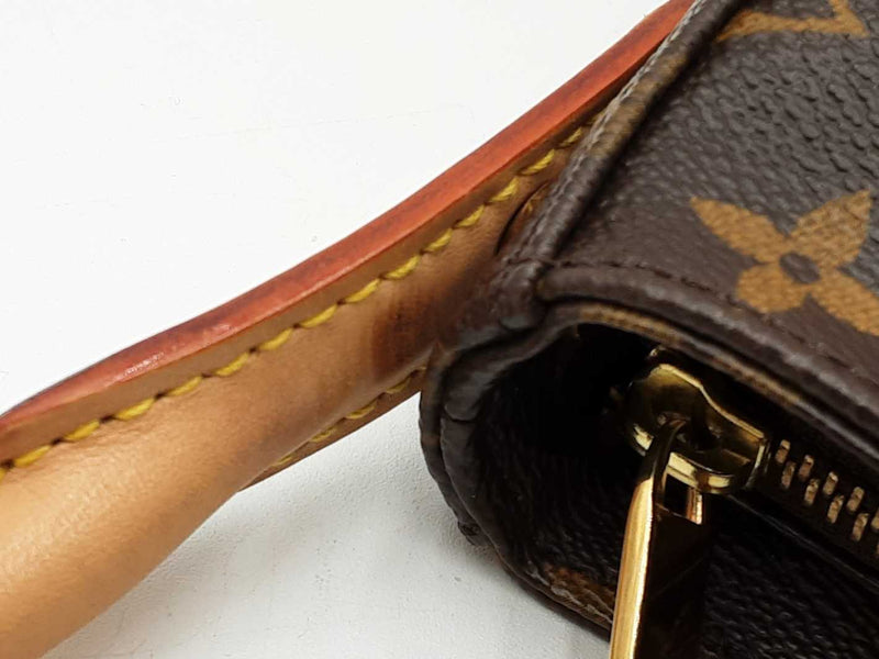 Louis Vuitton Looping Mm Bag In Monogram Coated Canvas  Fw0425icrdu