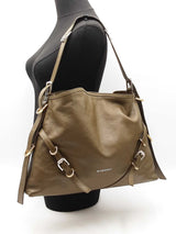 Givenchy Voyou Shoulder Bag In Dark Khaki Tumbled Leather Fw0925pzxdu