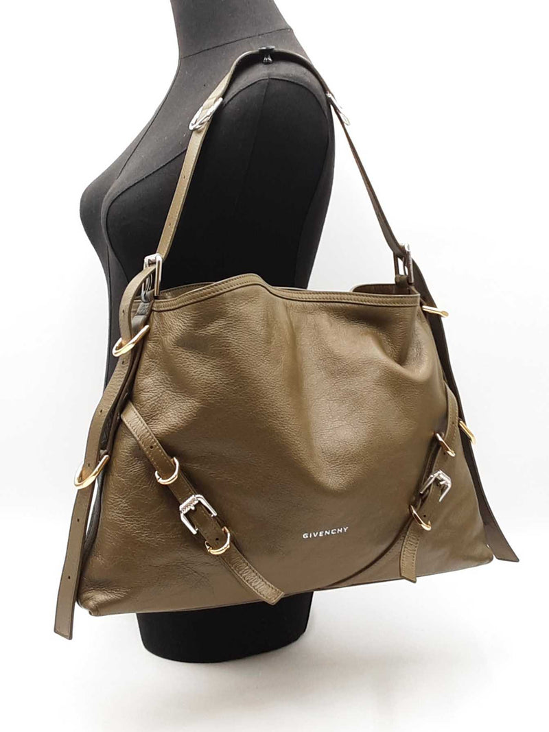 Givenchy Voyou Shoulder Bag In Dark Khaki Tumbled Leather Fw0925pzxdu