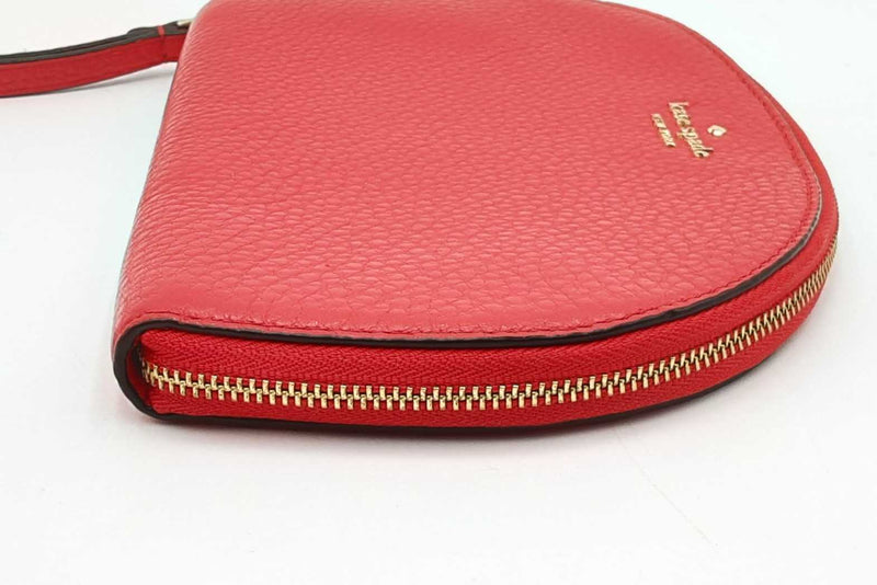 Kate Spade New York Red Leather Half Moon Wristlet Eb0125oxdu