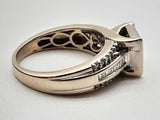 Approx 0.6 Ctw Diamonds 10k White Gold 5.4g Ring Size 7.25 Do1124lcrde