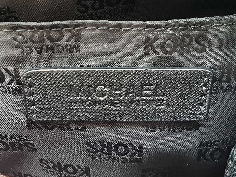 Michael Kors Jet Set Travel Dome Satchel In Black Saffiano Leather Fw0525wxdu