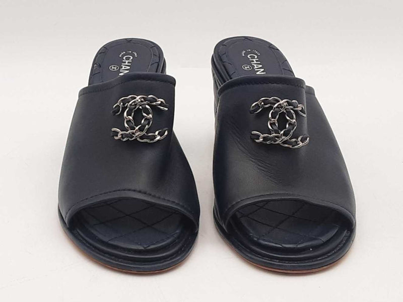 Chanel Cc Lambskin Wedges Blue Size Eu 36.5 Aa1025lpzsa