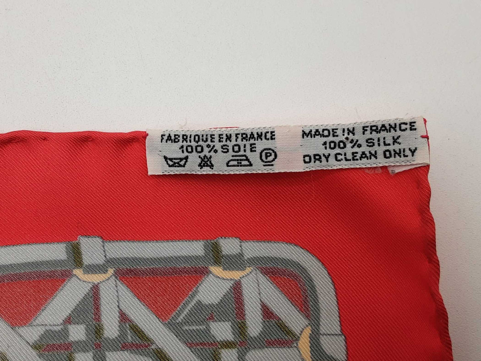 Hermes Feux De Route Carriage Lantern Red Silk Scarf Do0326orxde