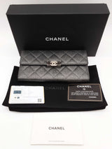 Chanel Gusset Dark Gray Metallic Quilted Caviar Leather Flap Wallet Do0425erxde