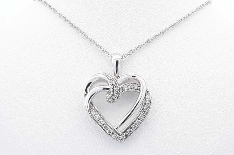 Approx. 0.23ctw Lab Grown Diamond 925 Heart Pendant & Chain 3.4g Eb1124pcsa