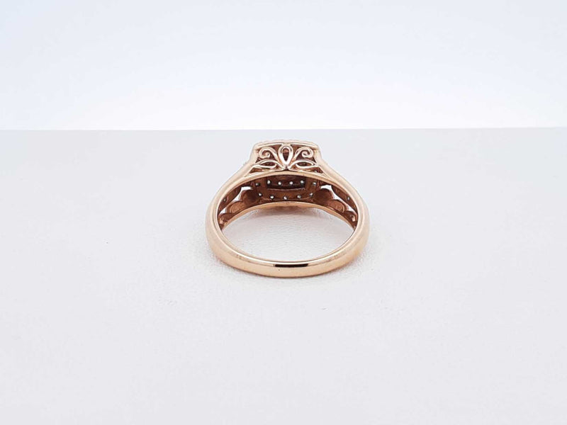 Keepsake 0.48 Cttw Diamond & 10k Gold Halo Ring 5.4 Grams Size 8.5 Fw0725orxdu