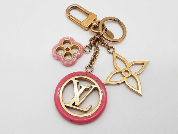 Louis Vuitton Pink Monogram Logo Metal Keychain Bag Charm Do1125lxzde