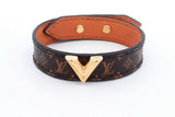 Louis Vuitton Monogram Essential V Bracelet Size 15 Eb1224lxzdu