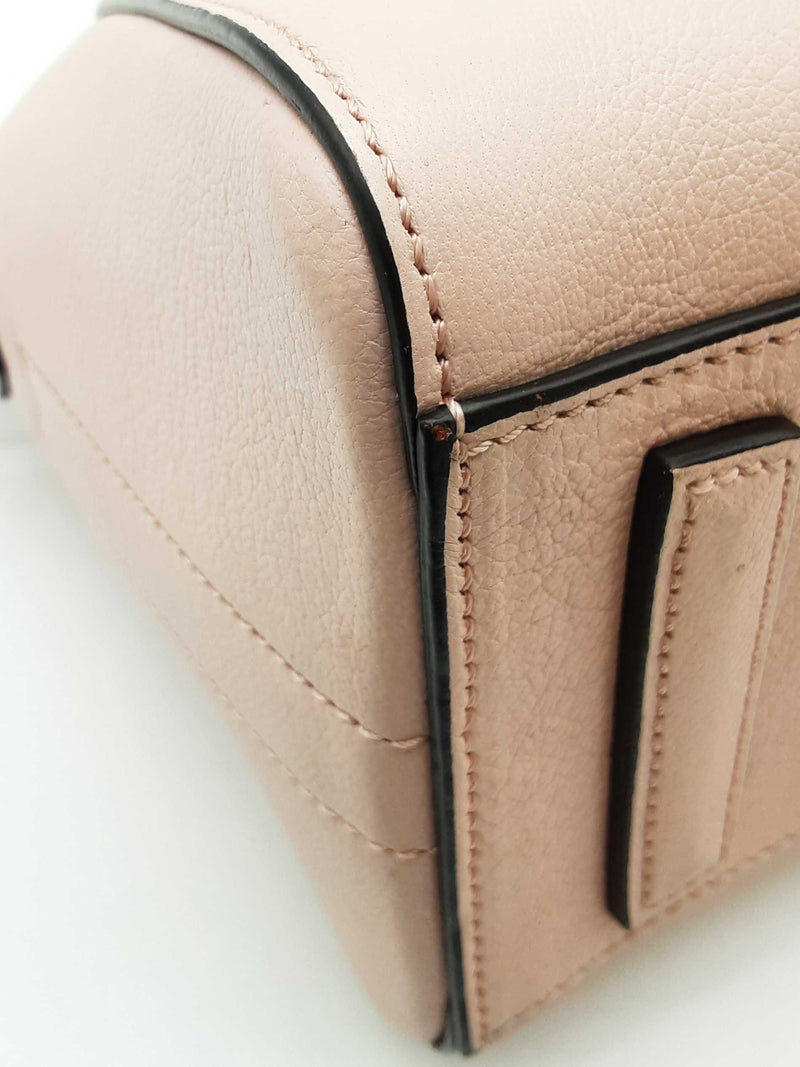 Givenchy Antigona Pink Leather Crossbody Bag Do0725rxzde