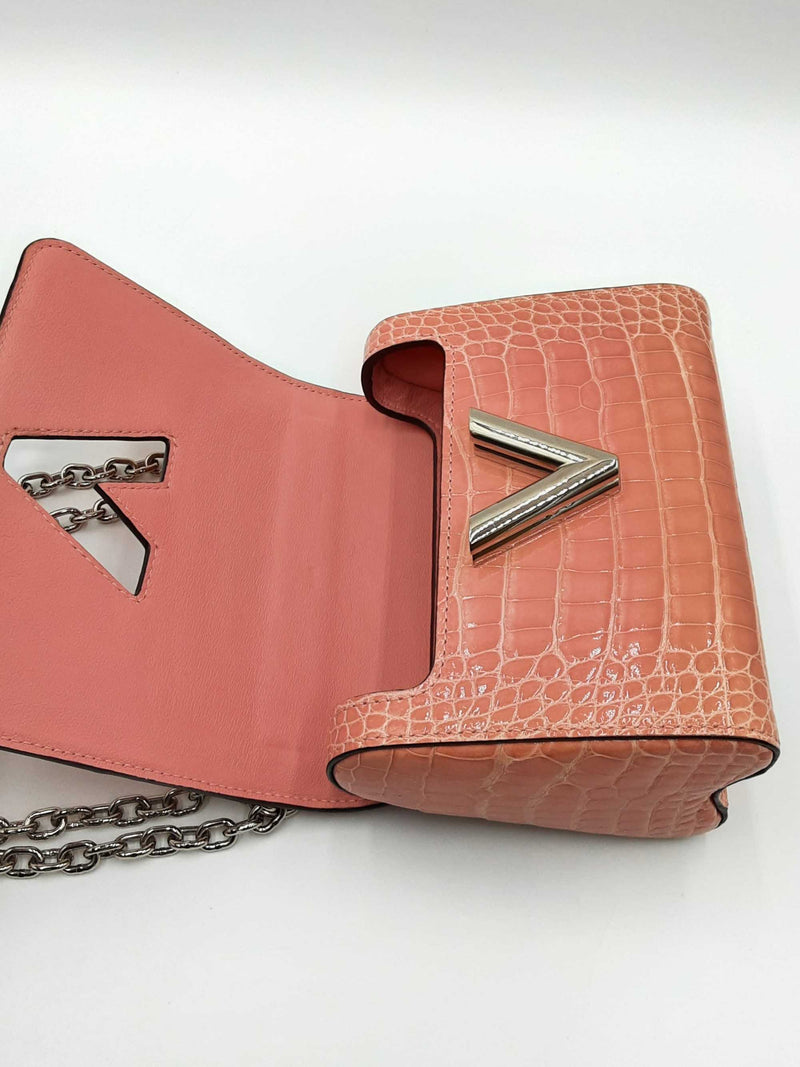 Louis Vuitton Pink Crocodile Twist Shoulder Bag Eb0724ixxzdu