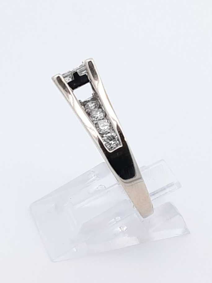 1.34 Cttw Diamond & 14k White Gold Engagement Ring 5.7 Grams Size 6 Fw1124wrxdu