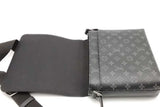 Louis Vuitton Monogram Eclipse District Messenger Bag Eb0926cxzsa