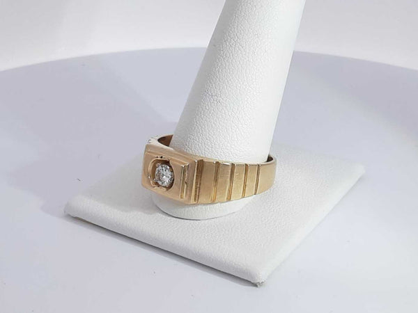 0.20 Cttw Diamond 10k Yellow Gold Solitaire Ring 6.1 Grams Size 13.5 Aa1025orzsa