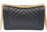 Chanel Black Chevron Quilted Caviar Leather Boy Bag Eb1225orxzde