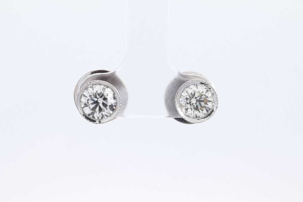 Approx. 2ctw Diamond Stud Earrings In 18k White Gold 5 Grams Eb1124lrxdu