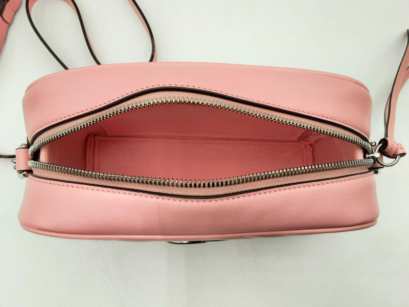 Gucci Marmont Shoulder Bag In Pink Matelassé Leather Fw0125worsa