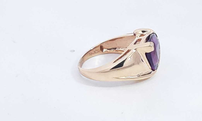 10k Yellow Gold Ring With Purple Stone 4.46 Grams Size 6.5 Eb0524sxsa