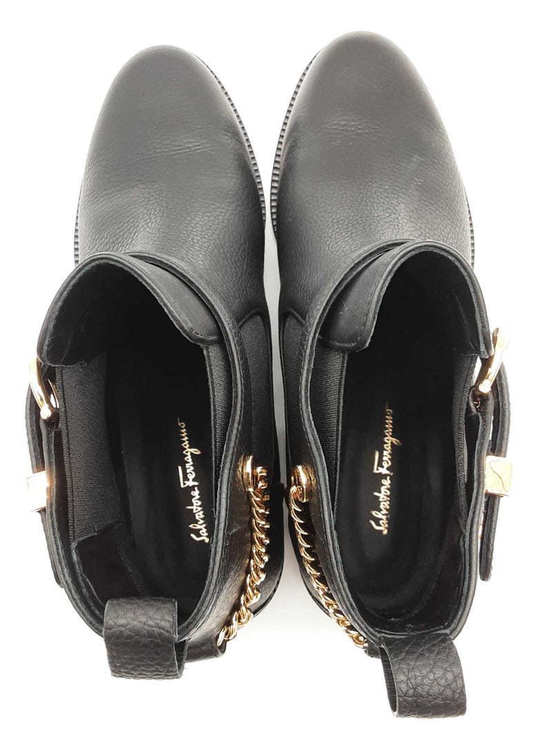 Salvatore Ferragamo Ardisie Chain Black Leather Ankle Boots Size 7.5 Do0925lrxde