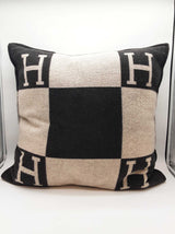 Hermes Avalon 70 Noir Black Ecru Beige Wool Blend Large Throw Pillow Do0326prxde