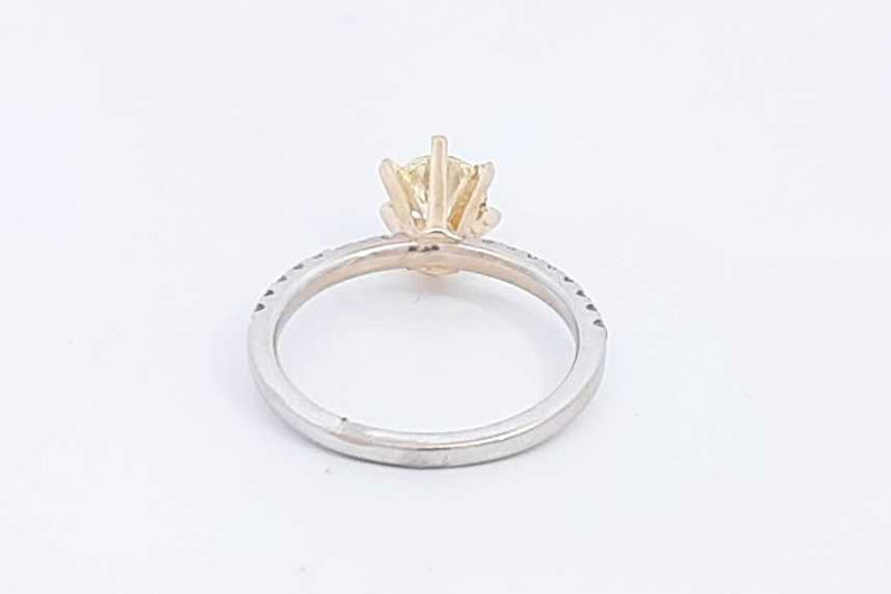 0.96ctw Diamond Ring In 18k White & Yellow Gold 3 Grams Size 6.5 Eb0225loxzsa