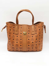 Mcm Visetos Liz Shopper In Reversible Cognac Visetos Coated Canvas Fw0126ozxdu