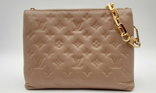 Louis Vuitton Beige Monogram Lambskin Coussin Handbag Eblrxzsa 144010030524