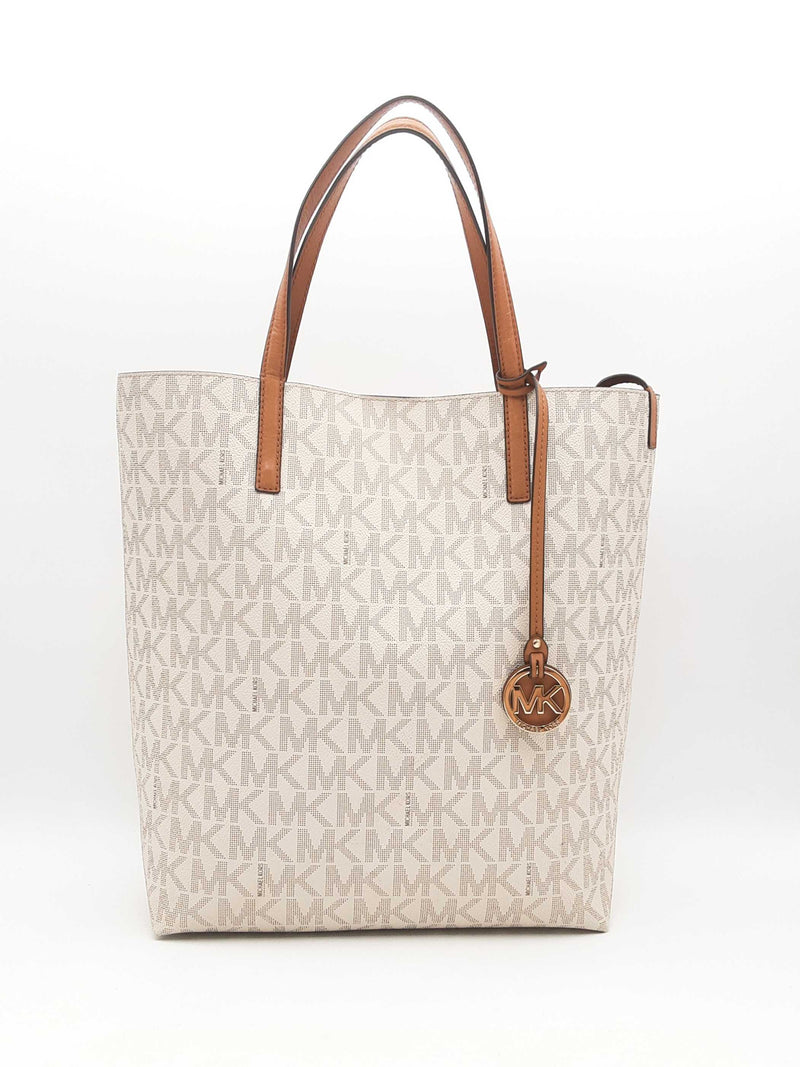 Michael Kors Hayley Large Convertible Tote Bag In Vanilla Fw0924pxsa