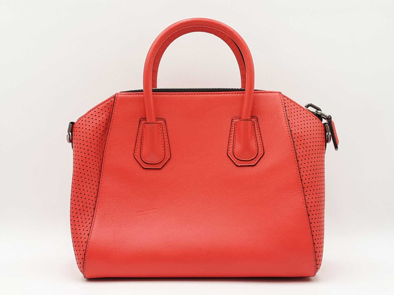 Givenchy Antigona Satchel In Red Leather Fw0725lrzdu