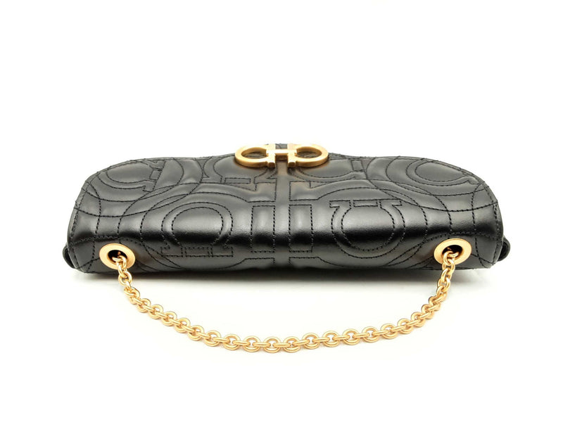 Salvatore Ferragamo Mini Gancini Quilted Shoulder Bag Fw0125lrxsa