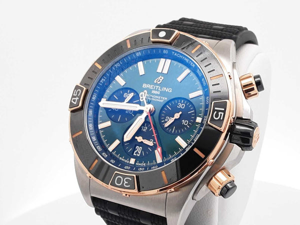 Breitling Super Chronomat B01 44mm Green Dial Automatic Watch Sd0625pzxzsa