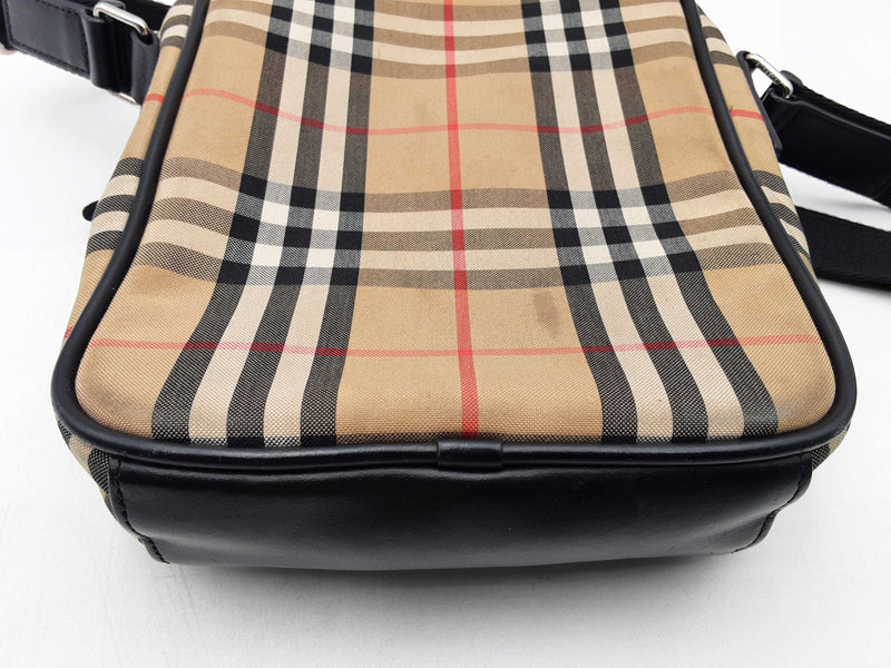 Burberry "Vintage Check" Messenger Bag In Archive Beige Fw0824crsa