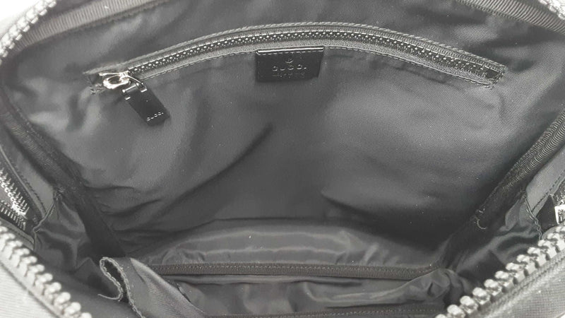 Gucci Web Stripe Black Techno Canvas Messenger Bag Fw0525ozxdu