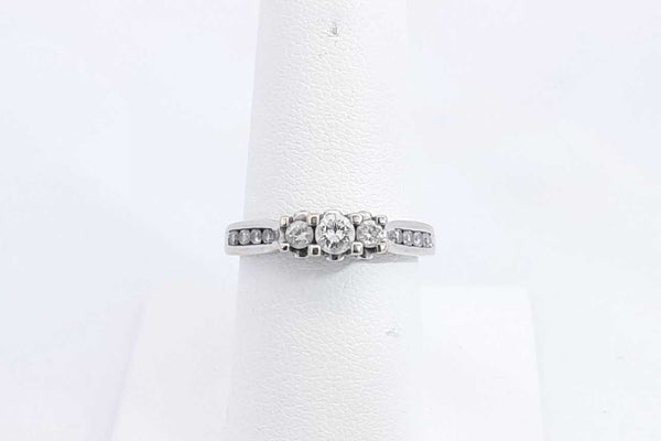 Approx. 0.41ctw Diamond Ring In 14k White Gold 2.6 Grams Size 7.5 Eb0924lwxsa