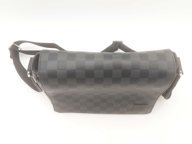Louis Vuitton District Pm Damier Graphite Canvas Messenger Bag Sd0825czxsa