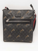 Gucci Supreme Monogram Bestiary Tigers Web Messenger Bag Sd0625orzsa