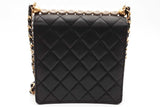 Chanel Quilted Black Leather Chic Pearls Flap Crossbody Bag Eb0926lcxzsa