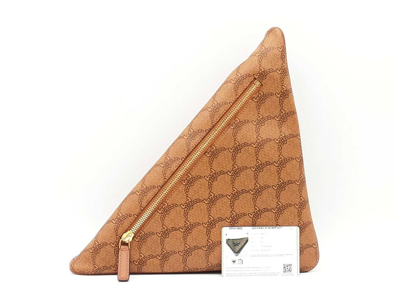 Mcm Himmell Triangle Pouch In Cognac Lauretos Coated Canvas Fw0725crdu
