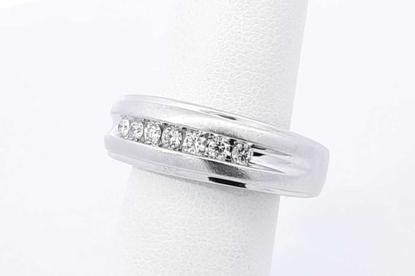 0.49ctw Diamond Ring In 10k White Gold 5.1 Grams Size 10 Eb1125owrdu