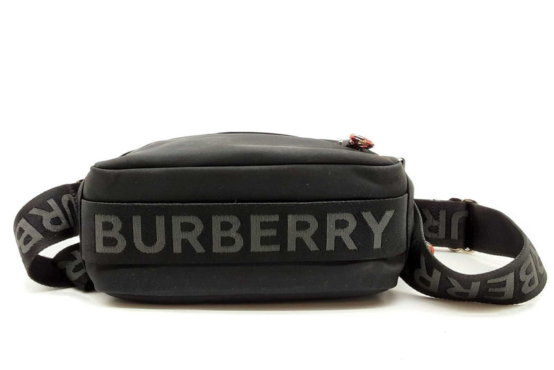 Burberry Noir Small Nylon Logo Paddy Crossbody Lh1024pxzde