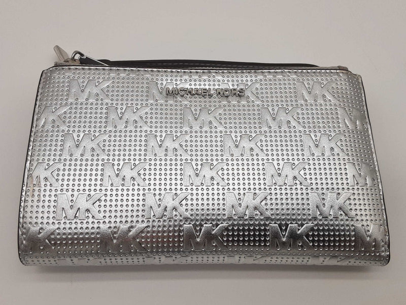 Michael Kors Jet Set Silver Double Zip Wristlet Tech Wallet Do0425lrde